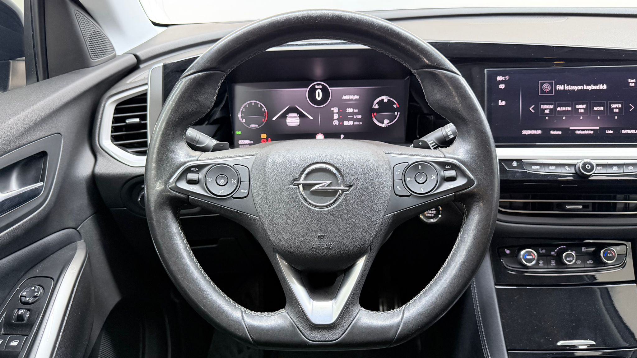 OPEL GRANDLAND 14